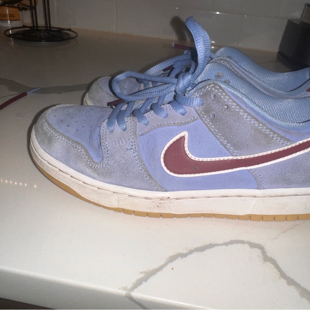Kids Nike SB Dunk Low “Phillies” dunks